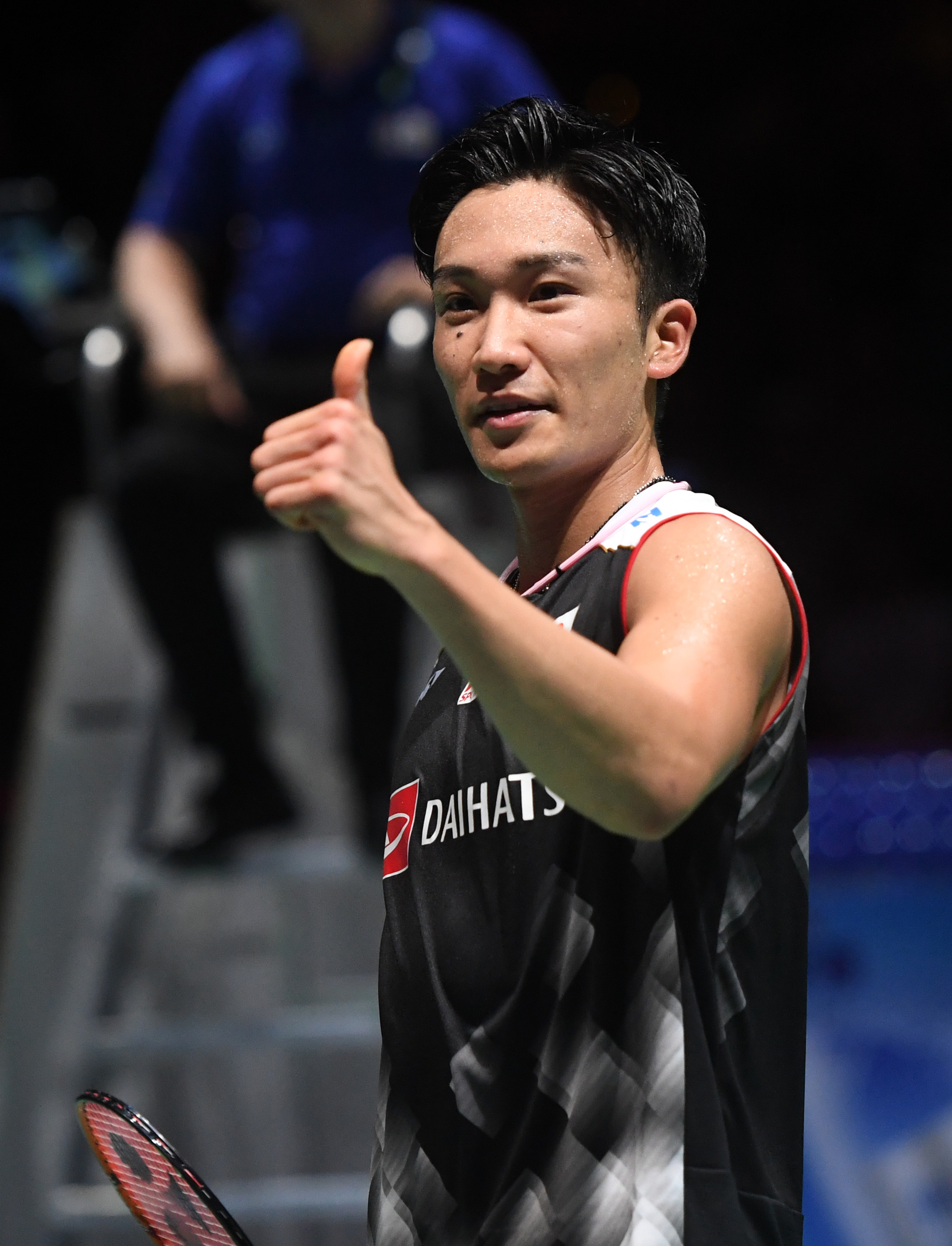 中国羽毛球队横扫印尼羽毛球队，桃田贤斗关键制胜