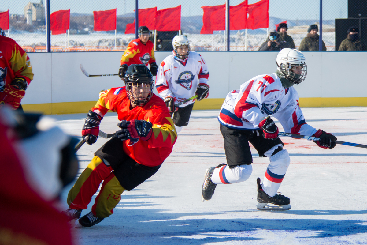 冷静与激情交织！冰球完美收官