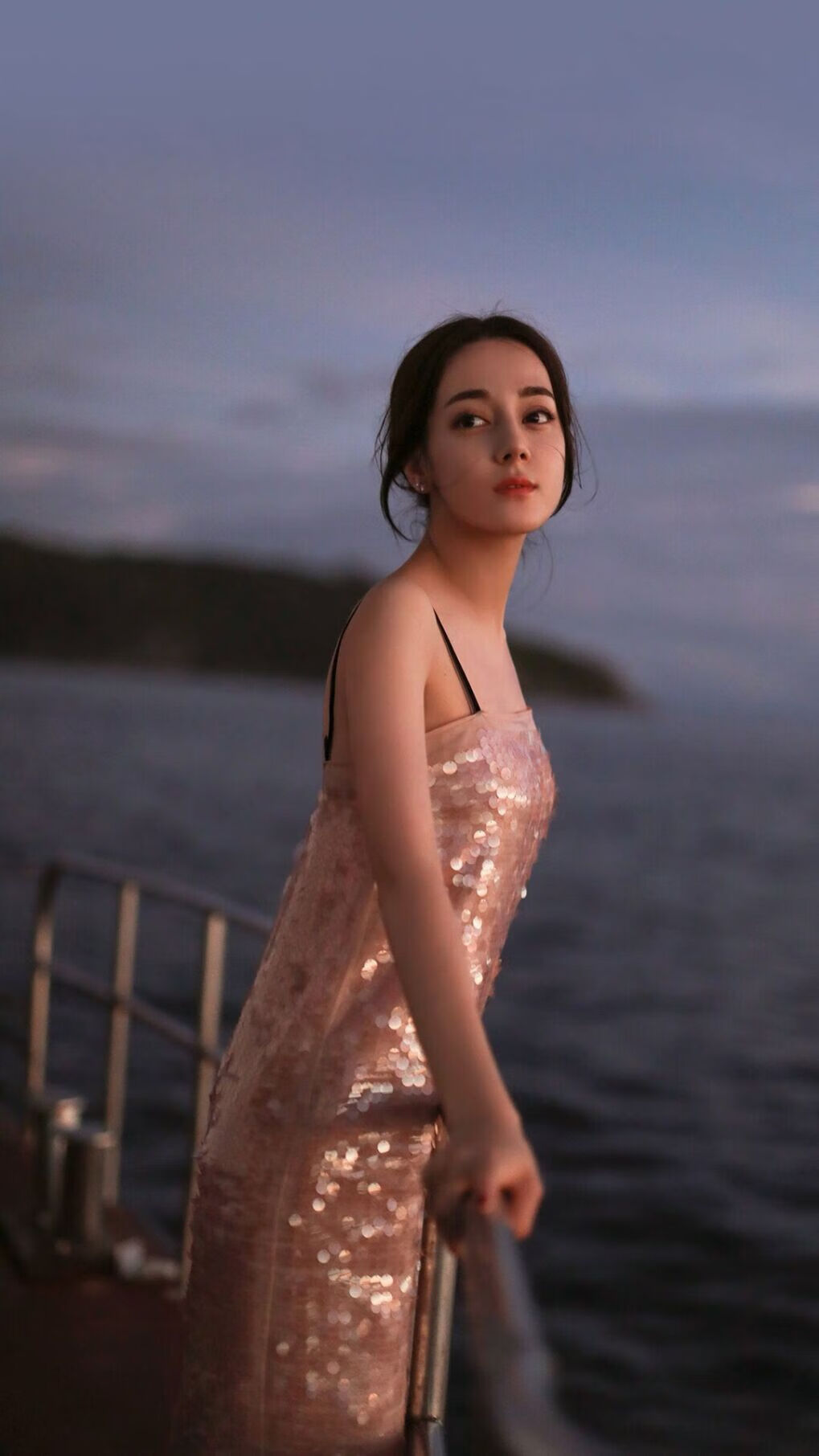 新王与旧神的黄昏,当森林狼的年轻风暴吞没马刺,约基奇在抢七之夜加冕