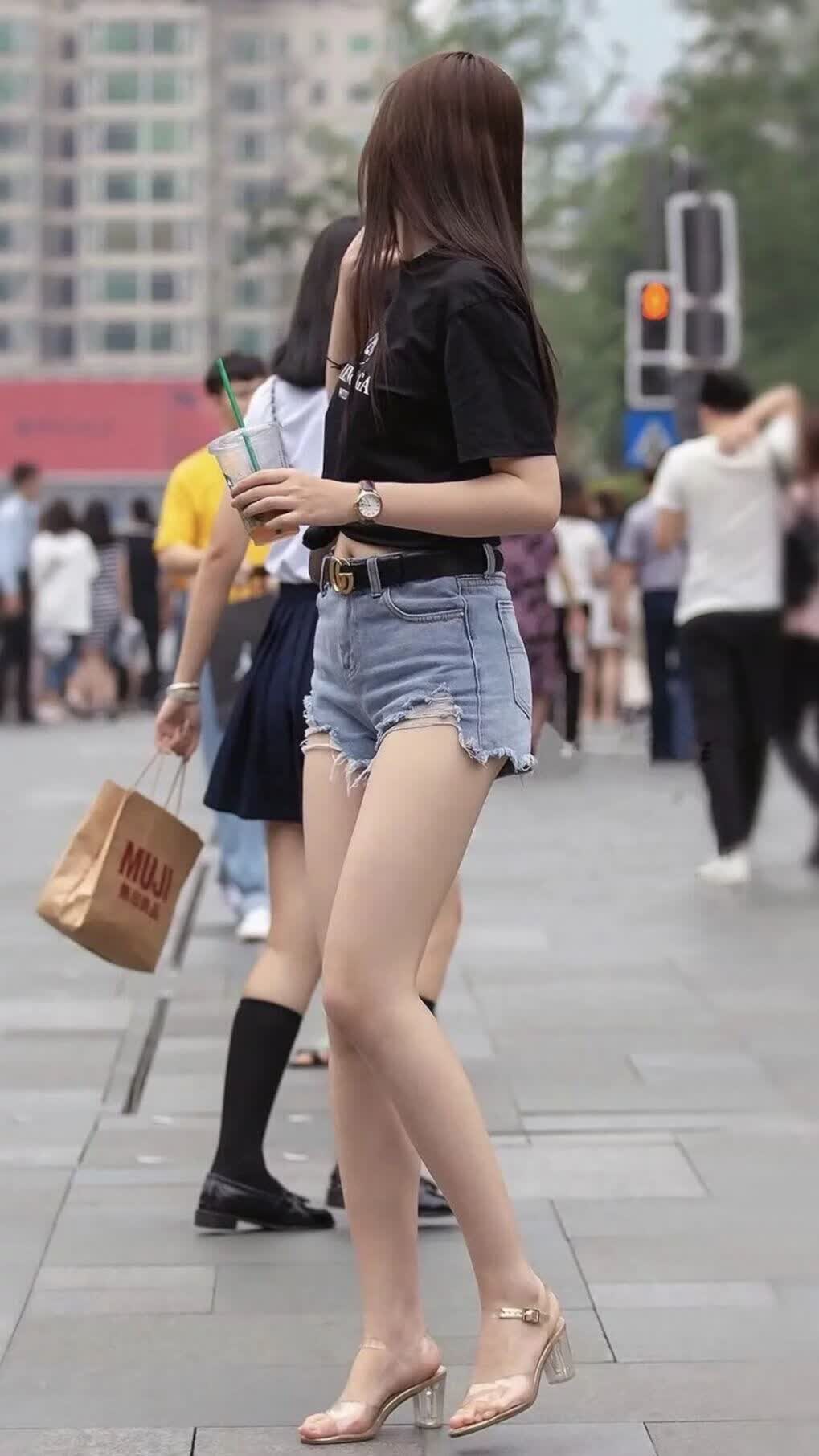 逆光之刃，当哥斯达黎加在2026世界杯淘汰赛用攻守转换撕裂哥伦比亚，姆巴佩完成致命一击